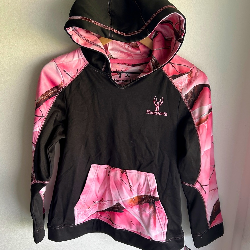 Camo Huntworth girls youth pink camo hooded sweatshirt - size M (10/12)